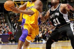 雷速体育下载-东京举行高尔夫比赛，湖人表现关键