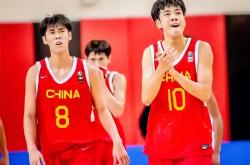 雷速体育-球队攻防出色，夺得联赛冠军