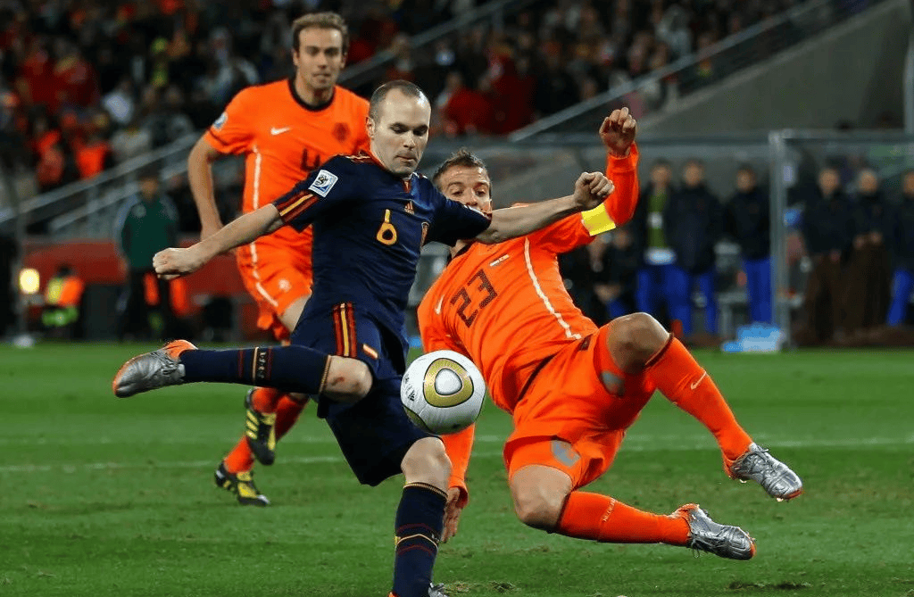 波兰客场击败匈牙利，提前锁定欧洲杯正赛席位