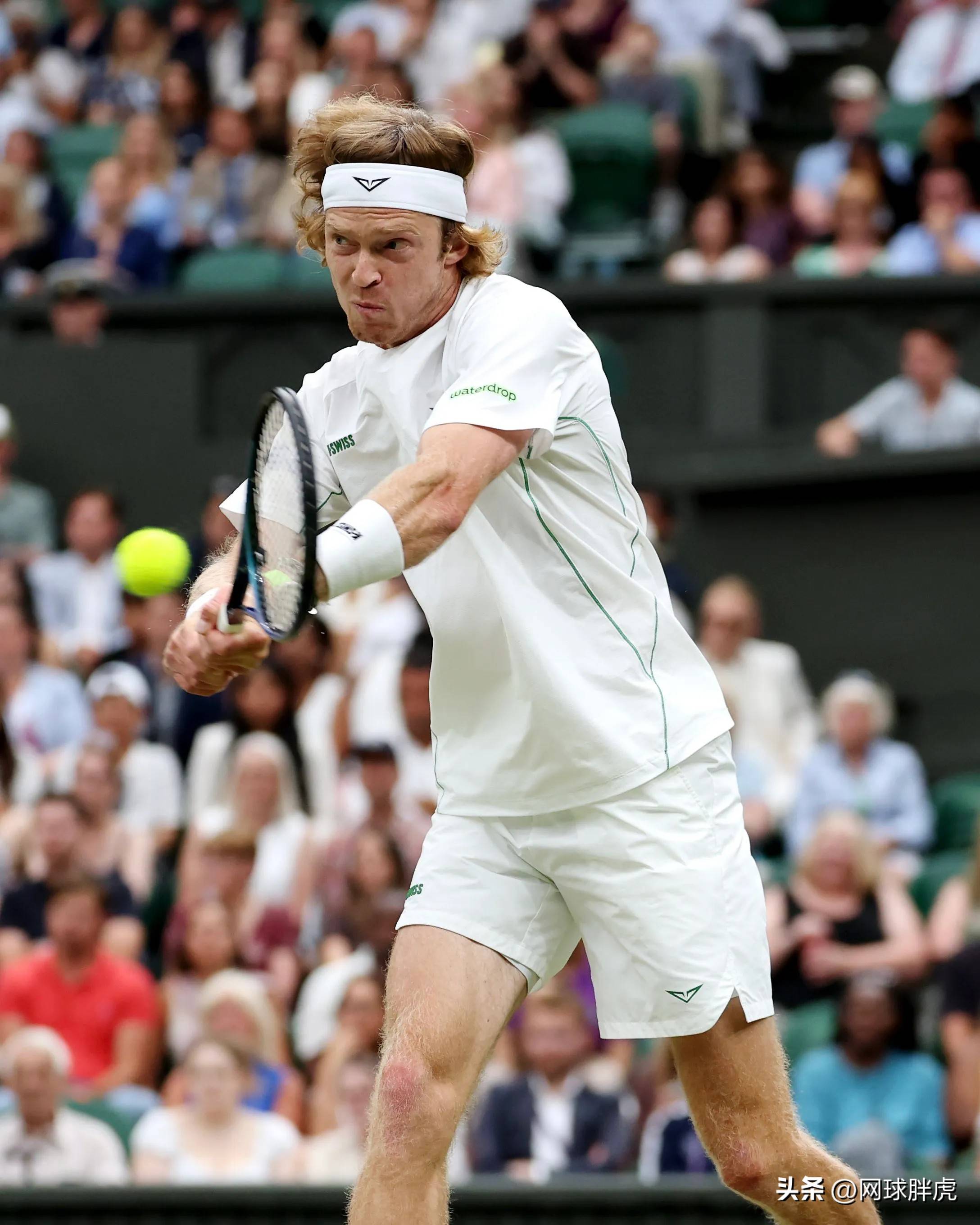 包含欧洲网球队鏖战德国网球队，阿尔卡拉斯高光表现的词条