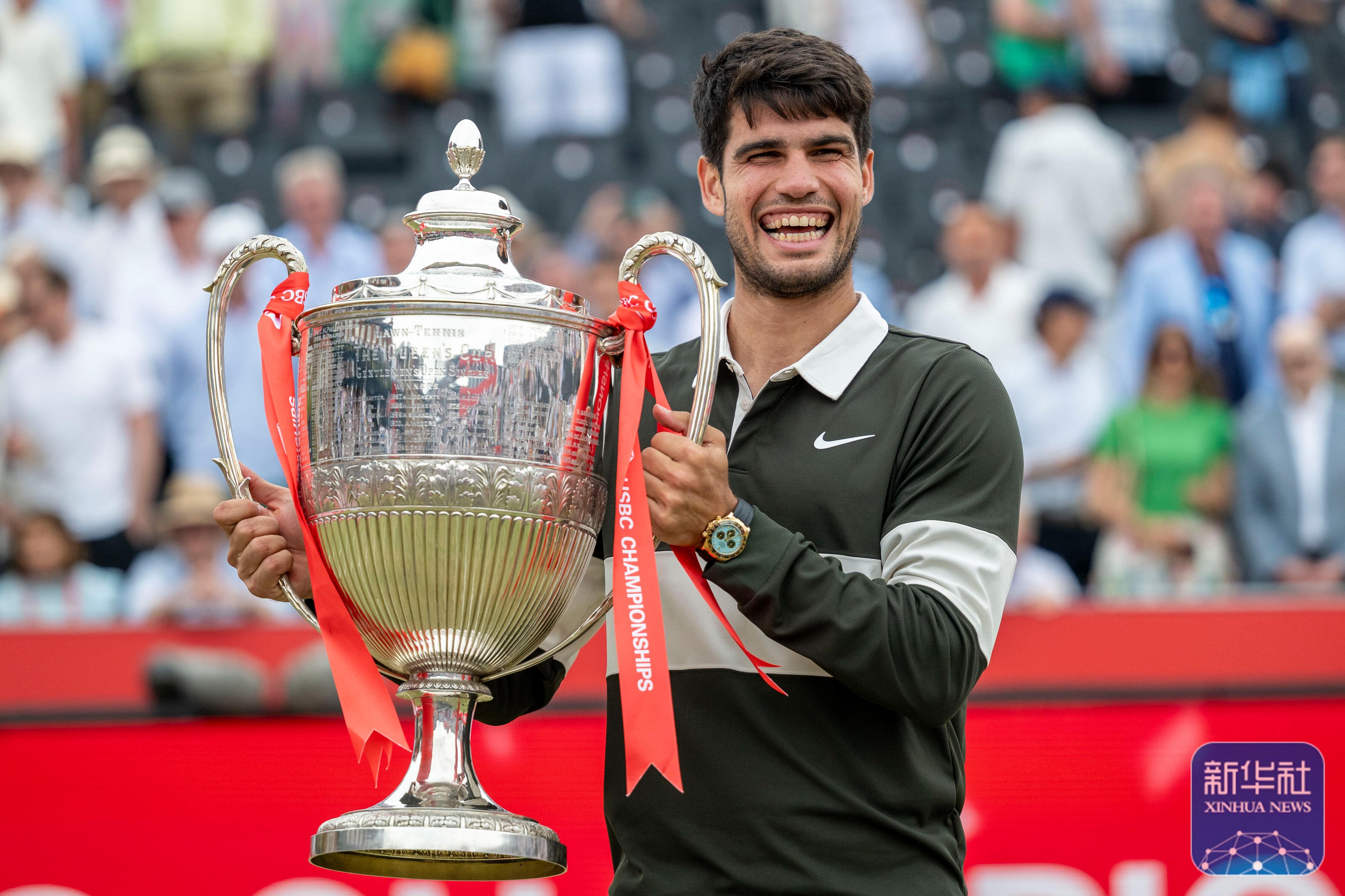 关于世界网球队轻取德国网球队，阿尔卡拉斯惊艳世界的信息