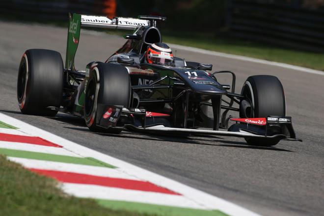 包含索伯车队完胜梅赛德斯，汉密尔顿扛起全队的词条